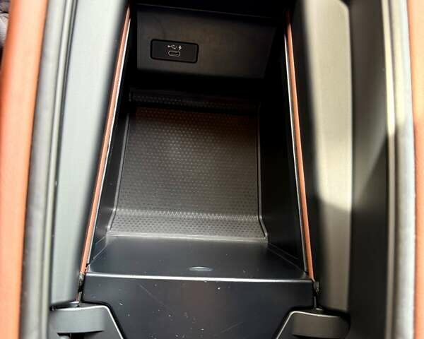 Чорний БМВ Х6, об'ємом двигуна 2.99 л та пробігом 103 тис. км за 78000 $, фото 33 на Automoto.ua