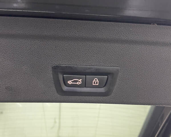 Чорний БМВ Х6, об'ємом двигуна 3 л та пробігом 49 тис. км за 92000 $, фото 17 на Automoto.ua