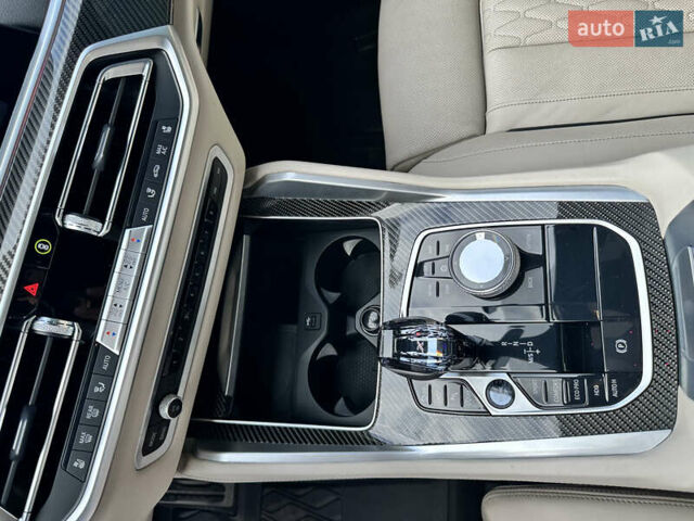 Черный БМВ Х6, объемом двигателя 4.39 л и пробегом 19 тыс. км за 83900 $, фото 14 на Automoto.ua