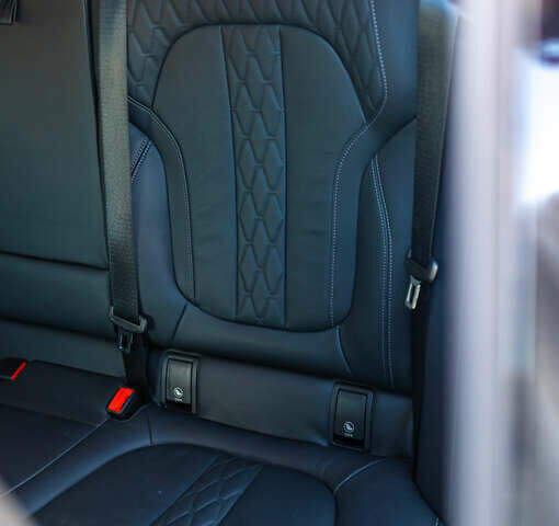 Черный БМВ Х6, объемом двигателя 2.99 л и пробегом 24 тыс. км за 99000 $, фото 45 на Automoto.ua