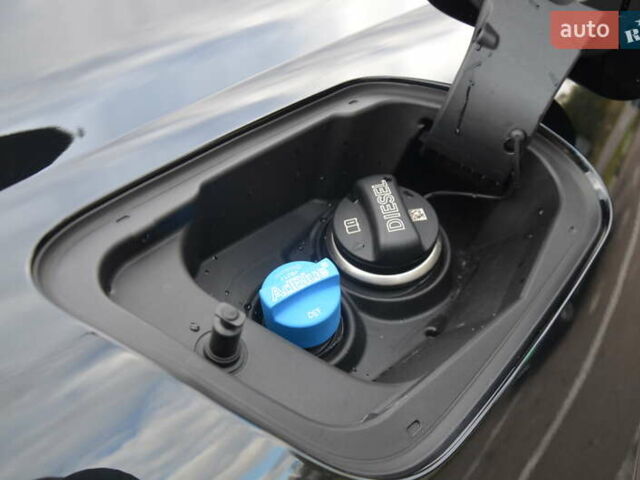 Черный БМВ Х6, объемом двигателя 3 л и пробегом 48 тыс. км за 86750 $, фото 68 на Automoto.ua