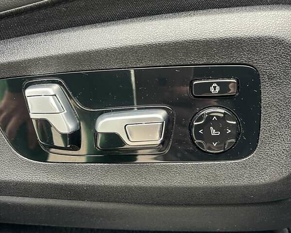 Черный БМВ Х6, объемом двигателя 3 л и пробегом 59 тыс. км за 88000 $, фото 16 на Automoto.ua