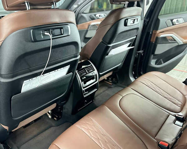 Черный БМВ Х6, объемом двигателя 3 л и пробегом 47 тыс. км за 100000 $, фото 7 на Automoto.ua