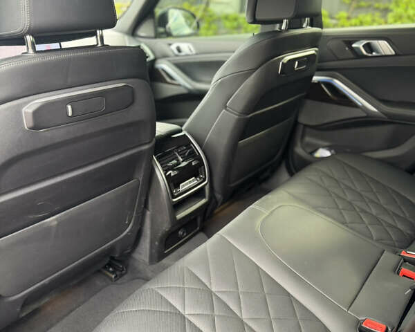Чорний БМВ Х6, об'ємом двигуна 3 л та пробігом 30 тис. км за 92000 $, фото 5 на Automoto.ua