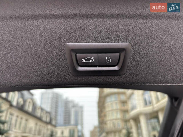 Черный БМВ Х6, объемом двигателя 3 л и пробегом 46 тыс. км за 103900 $, фото 44 на Automoto.ua