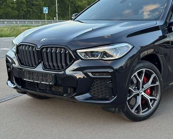 Черный БМВ Х6, объемом двигателя 2.99 л и пробегом 5 тыс. км за 87700 $, фото 1 на Automoto.ua