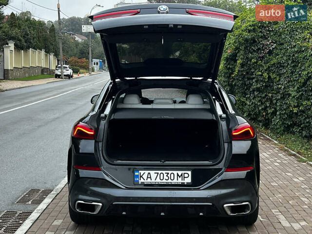 Черный БМВ Х6, объемом двигателя 3 л и пробегом 35 тыс. км за 112800 $, фото 22 на Automoto.ua