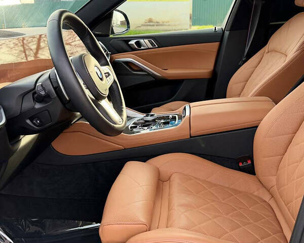 Черный БМВ Х6, объемом двигателя 2.99 л и пробегом 24 тыс. км за 119000 $, фото 13 на Automoto.ua