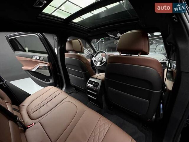 Черный БМВ Х6, объемом двигателя 3 л и пробегом 1 тыс. км за 151800 $, фото 59 на Automoto.ua