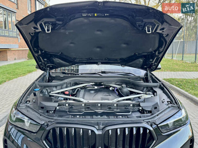 Черный БМВ Х6, объемом двигателя 3 л и пробегом 5 тыс. км за 106000 $, фото 49 на Automoto.ua