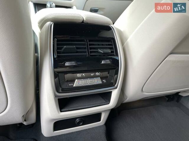 Фіолетовий БМВ Х6, об'ємом двигуна 3 л та пробігом 115 тис. км за 62200 $, фото 22 на Automoto.ua