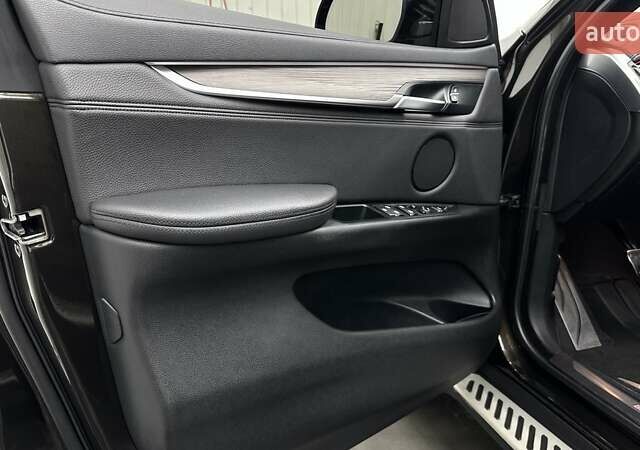 Коричневый БМВ Х6, объемом двигателя 2.99 л и пробегом 200 тыс. км за 38000 $, фото 9 на Automoto.ua