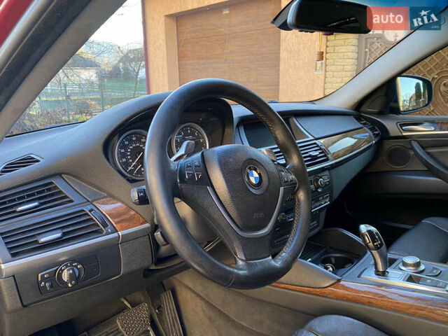 Красный БМВ Х6, объемом двигателя 3 л и пробегом 240 тыс. км за 15000 $, фото 24 на Automoto.ua