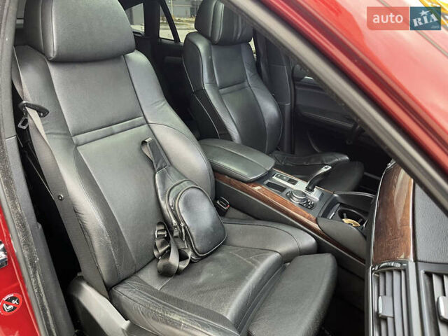 Красный БМВ Х6, объемом двигателя 4.4 л и пробегом 199 тыс. км за 15500 $, фото 66 на Automoto.ua