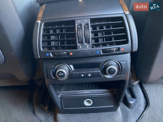 Красный БМВ Х6, объемом двигателя 3 л и пробегом 240 тыс. км за 15000 $, фото 29 на Automoto.ua