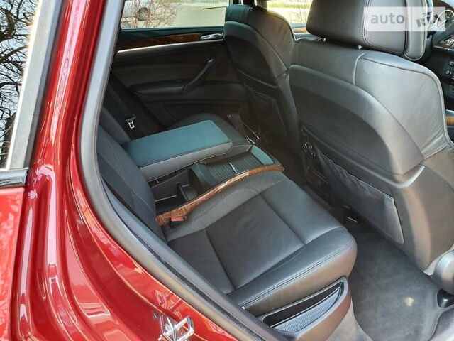 Червоний БМВ Х6, об'ємом двигуна 3 л та пробігом 104 тис. км за 17500 $, фото 23 на Automoto.ua