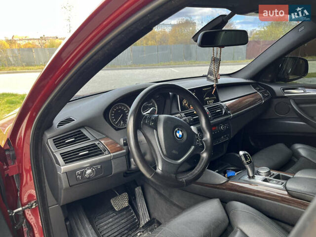 Красный БМВ Х6, объемом двигателя 4.4 л и пробегом 199 тыс. км за 15500 $, фото 54 на Automoto.ua