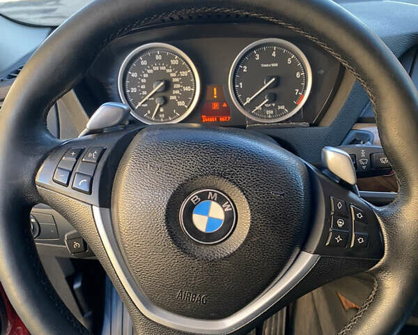 Красный БМВ Х6, объемом двигателя 3 л и пробегом 240 тыс. км за 15000 $, фото 27 на Automoto.ua