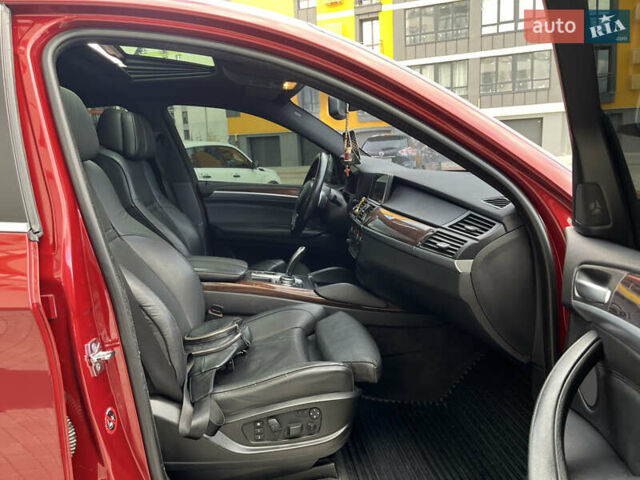 Красный БМВ Х6, объемом двигателя 4.4 л и пробегом 199 тыс. км за 15500 $, фото 67 на Automoto.ua