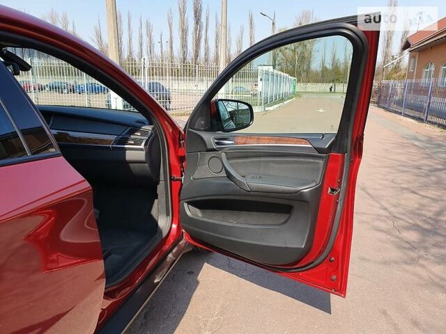 Червоний БМВ Х6, об'ємом двигуна 3 л та пробігом 104 тис. км за 17500 $, фото 26 на Automoto.ua