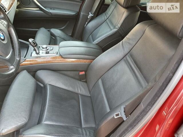 Червоний БМВ Х6, об'ємом двигуна 3 л та пробігом 104 тис. км за 17500 $, фото 28 на Automoto.ua