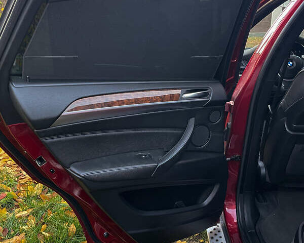 Червоний БМВ Х6, об'ємом двигуна 3 л та пробігом 230 тис. км за 14300 $, фото 16 на Automoto.ua