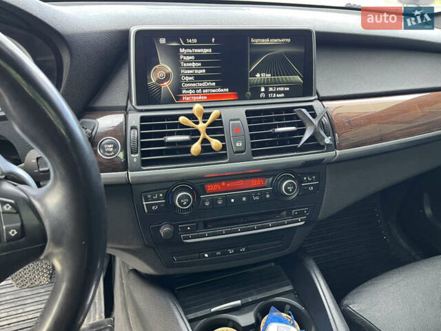 Красный БМВ Х6, объемом двигателя 4.4 л и пробегом 199 тыс. км за 15500 $, фото 58 на Automoto.ua