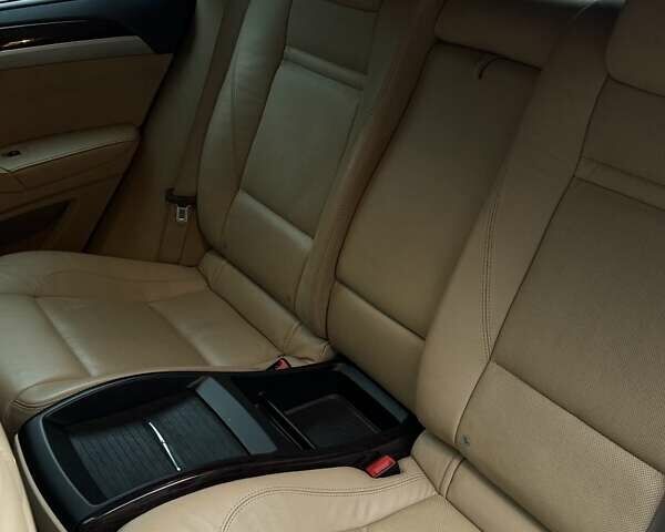 Красный БМВ Х6, объемом двигателя 3 л и пробегом 182 тыс. км за 15550 $, фото 31 на Automoto.ua