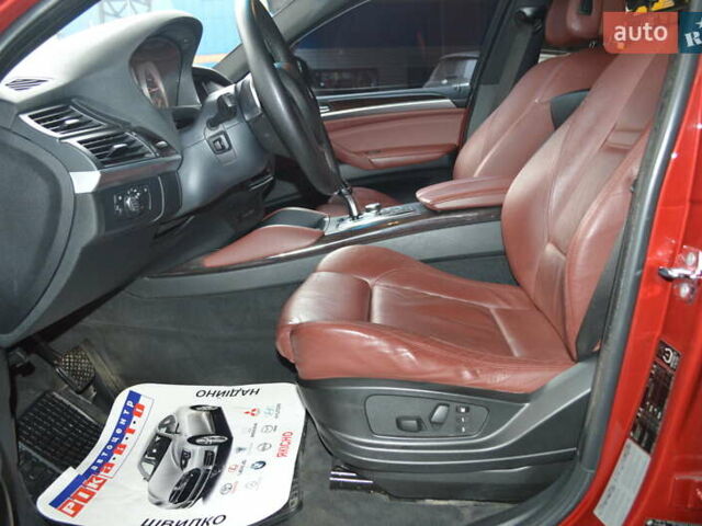 Красный БМВ Х6, объемом двигателя 3 л и пробегом 249 тыс. км за 15900 $, фото 12 на Automoto.ua