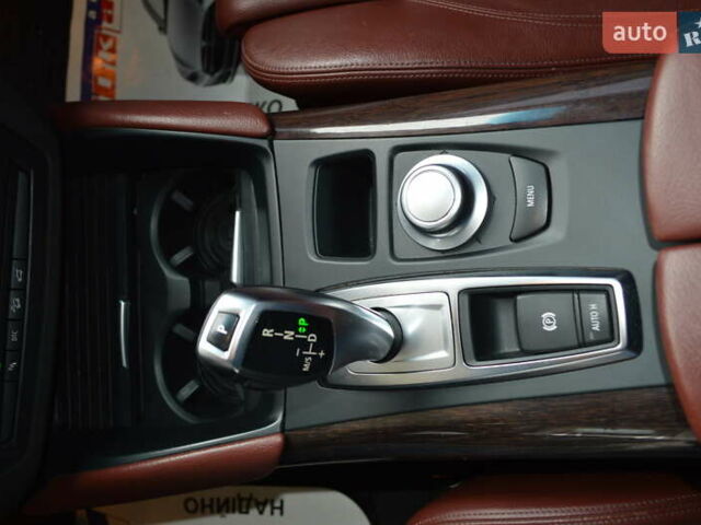 Красный БМВ Х6, объемом двигателя 3 л и пробегом 249 тыс. км за 15900 $, фото 23 на Automoto.ua