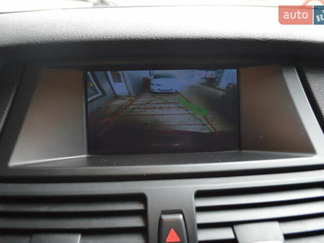 Красный БМВ Х6, объемом двигателя 3 л и пробегом 249 тыс. км за 15900 $, фото 20 на Automoto.ua