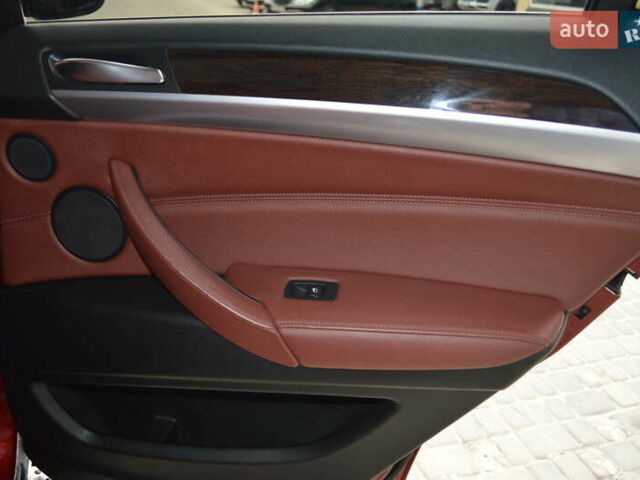 Красный БМВ Х6, объемом двигателя 3 л и пробегом 249 тыс. км за 15900 $, фото 31 на Automoto.ua