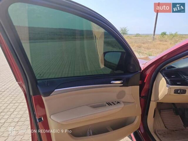 Красный БМВ Х6, объемом двигателя 4.39 л и пробегом 174 тыс. км за 15000 $, фото 10 на Automoto.ua