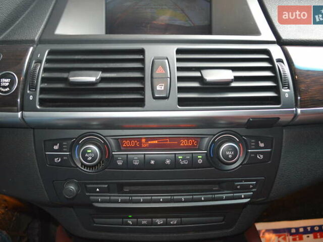 Красный БМВ Х6, объемом двигателя 3 л и пробегом 249 тыс. км за 15900 $, фото 21 на Automoto.ua