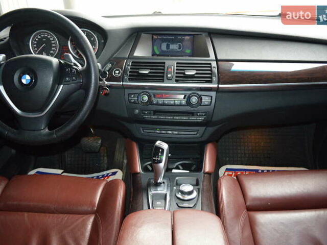 Красный БМВ Х6, объемом двигателя 3 л и пробегом 249 тыс. км за 15900 $, фото 29 на Automoto.ua