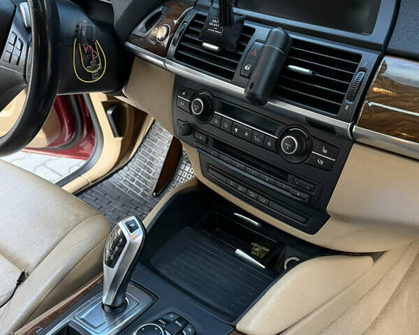 БМВ Х6 2010 в Черновцах на Automoto.ua Красный БМВ Х6, объемом двигателя 3 л и пробегом 239 тыс. км за 11999 $, фото 17 на Automoto.ua