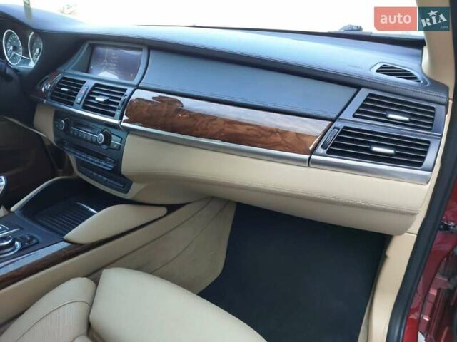 БМВ Х6 2011 в Виннице на Automoto.ua Красный БМВ Х6, объемом двигателя 2.98 л и пробегом 99 тыс. км за 20000 $, фото 13 на Automoto.ua