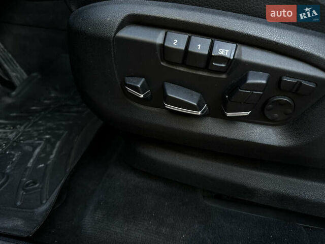 Красный БМВ Х6, объемом двигателя 2.98 л и пробегом 317 тыс. км за 25000 $, фото 19 на Automoto.ua