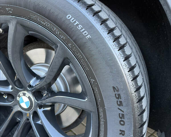 Красный БМВ Х6, объемом двигателя 2.99 л и пробегом 111 тыс. км за 40500 $, фото 7 на Automoto.ua