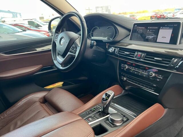 Красный БМВ Х6, объемом двигателя 3 л и пробегом 112 тыс. км за 41390 $, фото 43 на Automoto.ua