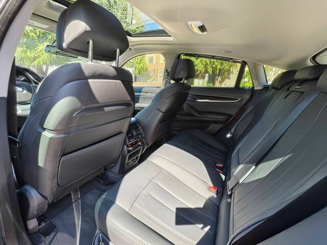 Красный БМВ Х6, объемом двигателя 3 л и пробегом 76 тыс. км за 7400 $, фото 11 на Automoto.ua