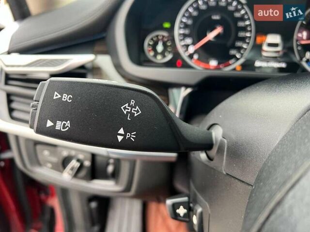 Красный БМВ Х6, объемом двигателя 3 л и пробегом 112 тыс. км за 41390 $, фото 26 на Automoto.ua