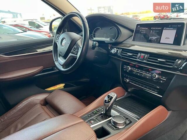 Красный БМВ Х6, объемом двигателя 3 л и пробегом 112 тыс. км за 41390 $, фото 43 на Automoto.ua