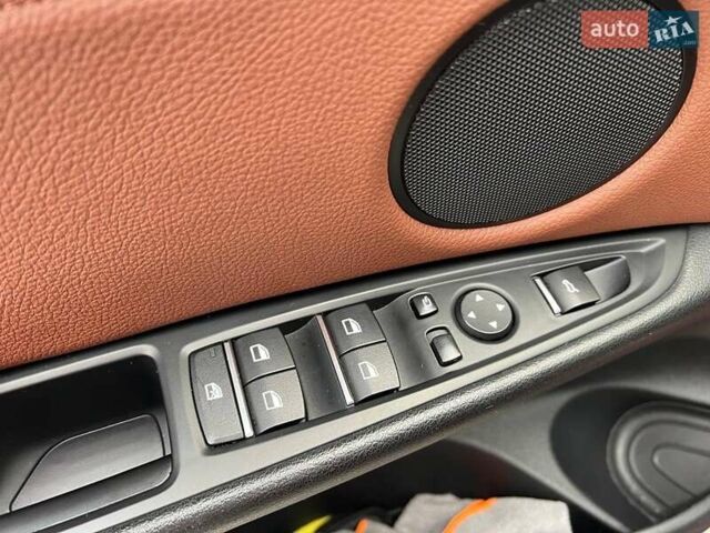 Красный БМВ Х6, объемом двигателя 3 л и пробегом 112 тыс. км за 41390 $, фото 15 на Automoto.ua