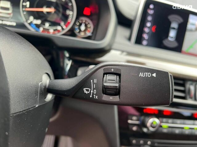 Красный БМВ Х6, объемом двигателя 3 л и пробегом 112 тыс. км за 41390 $, фото 25 на Automoto.ua