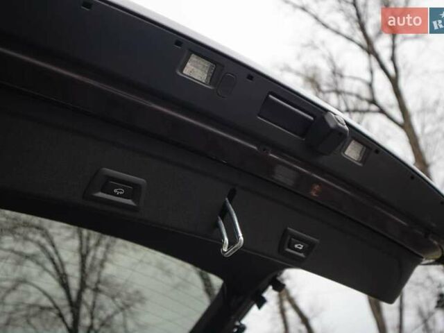 Красный БМВ Х6, объемом двигателя 3 л и пробегом 116 тыс. км за 64500 $, фото 24 на Automoto.ua