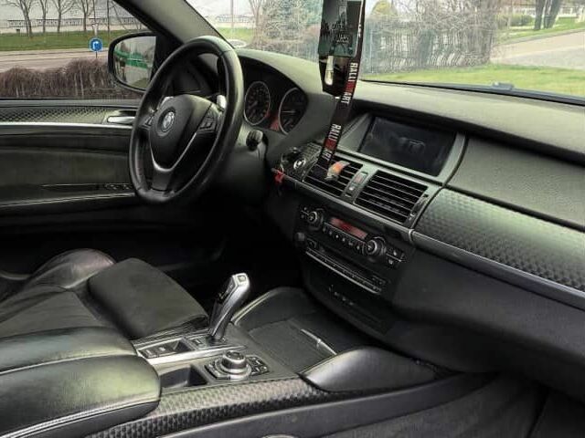 БМВ Х6, объемом двигателя 3 л и пробегом 290 тыс. км за 17000 $, фото 6 на Automoto.ua