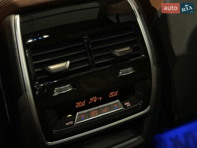 БМВ Х6, объемом двигателя 4.4 л и пробегом 28 тыс. км за 81000 $, фото 25 на Automoto.ua