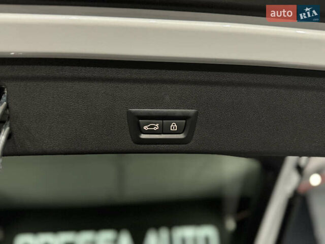 БМВ Х6, объемом двигателя 4.4 л и пробегом 28 тыс. км за 81000 $, фото 31 на Automoto.ua