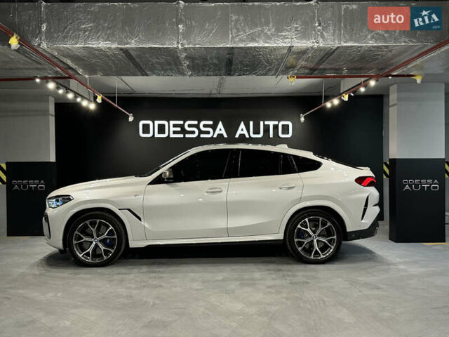 БМВ Х6, объемом двигателя 4.4 л и пробегом 28 тыс. км за 81000 $, фото 7 на Automoto.ua